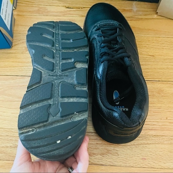 BROOKS Black Addiction Sneakers Walker Leather Wide Width 10.5 EE - Picture 8 of 8